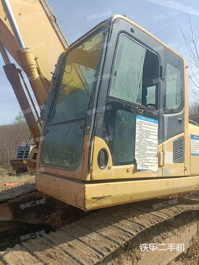 驾驶室整体（整机外观）