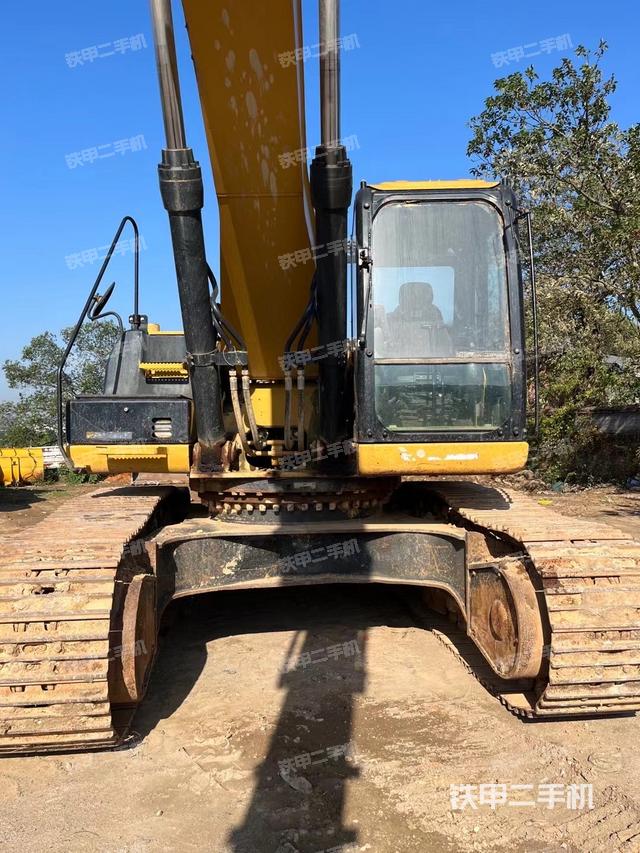 单侧履带整体（整机外观）