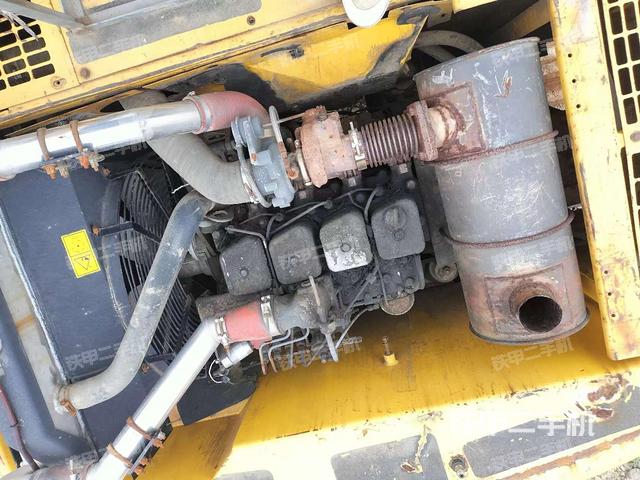 发动机整体俯视（整机外观）