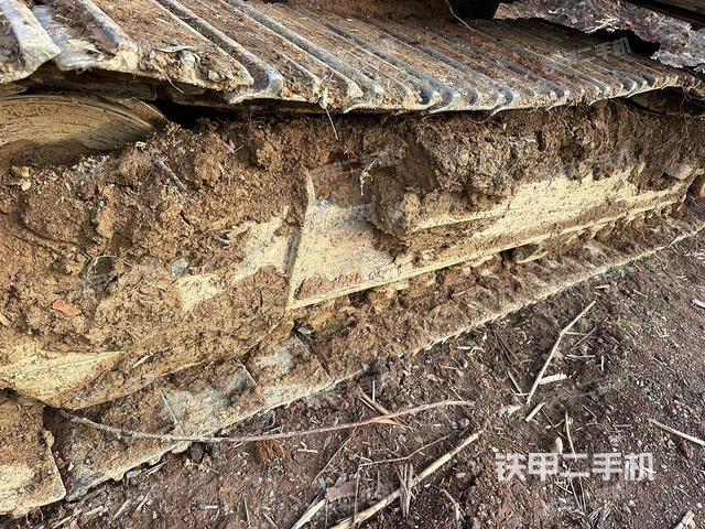 单侧履带整体（整机外观）