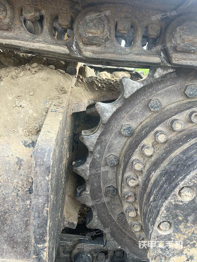 单侧履带整体（整机外观）