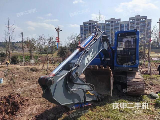 恒天九五JV150C挖掘机