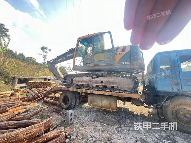 单侧履带整体（整机外观）