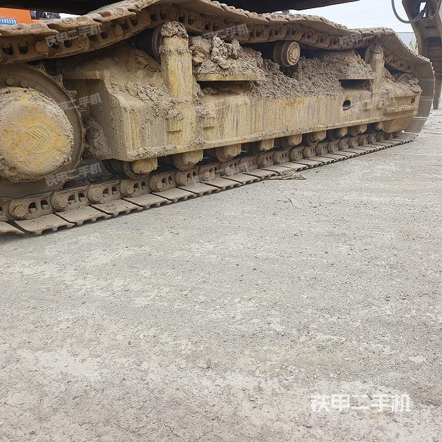 单侧履带整体（整机外观）