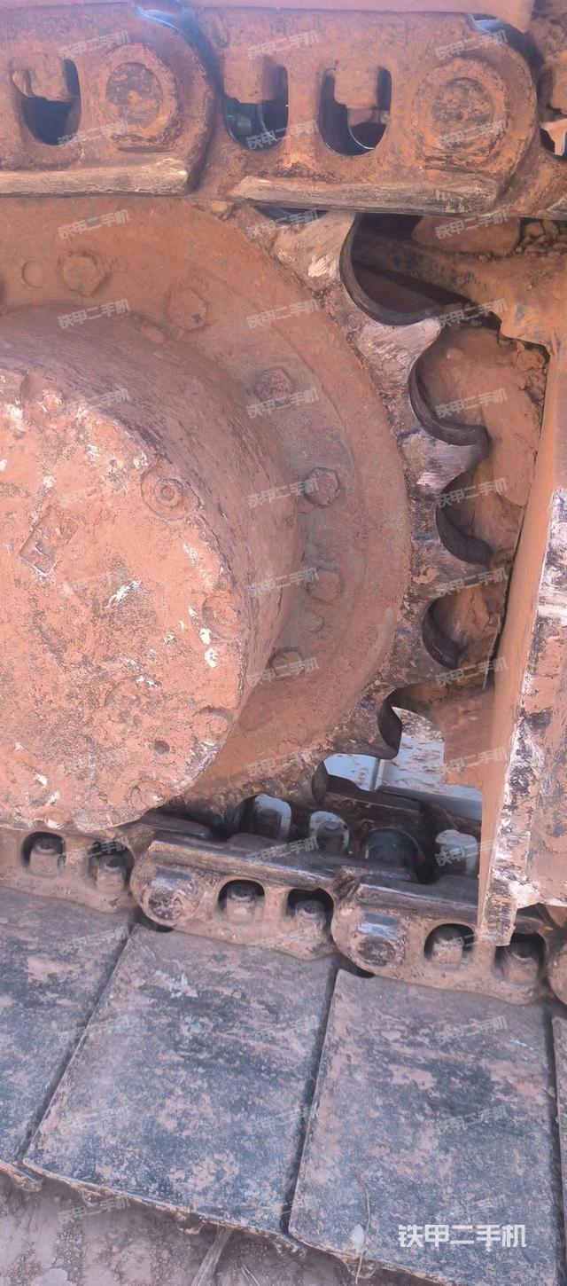 单侧履带整体（整机外观）