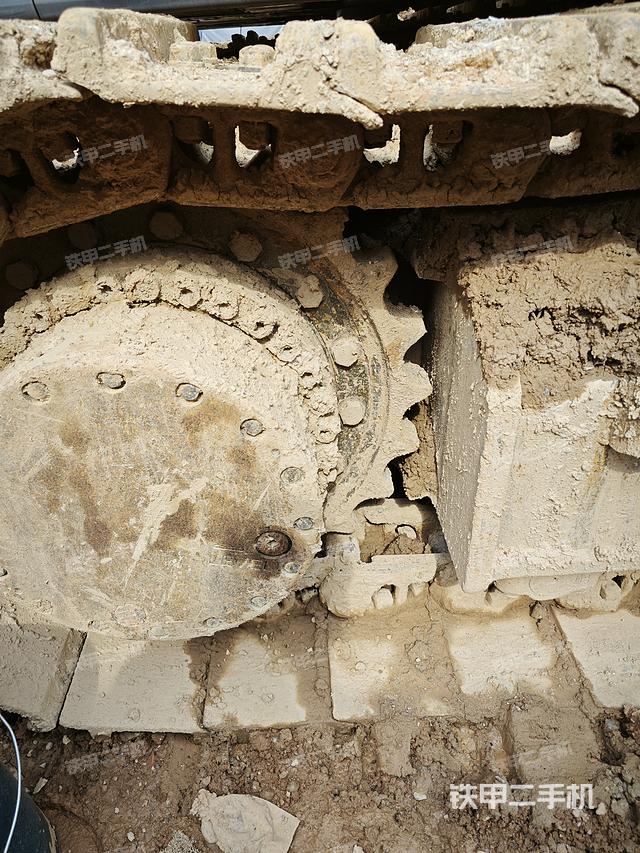 单侧履带整体（整机外观）