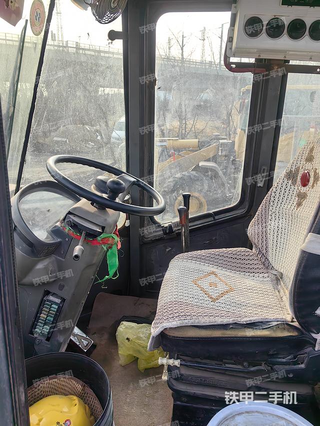 驾驶室工作台（整机外观及大件）