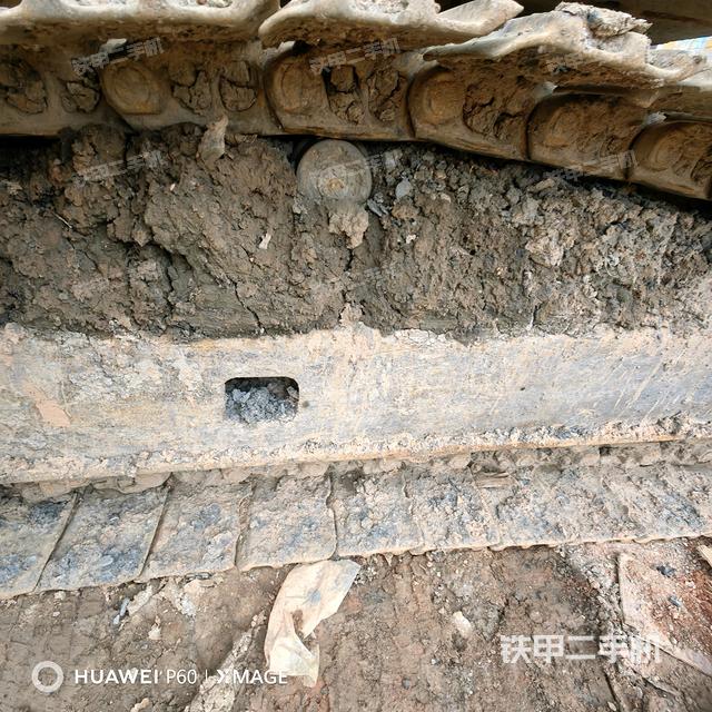 左側(cè)行走馬達(dá)蓋板（行走機構(gòu)）