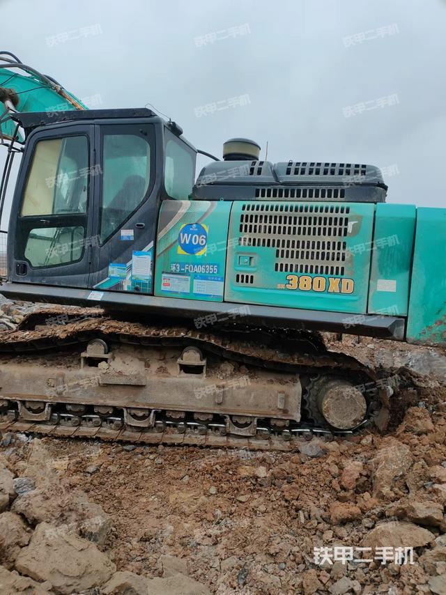 单侧履带整体（整机外观）