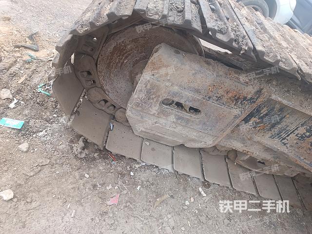 单侧履带整体（整机外观）