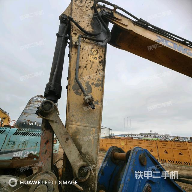 小臂整體左后（工作和回轉(zhuǎn)裝置）