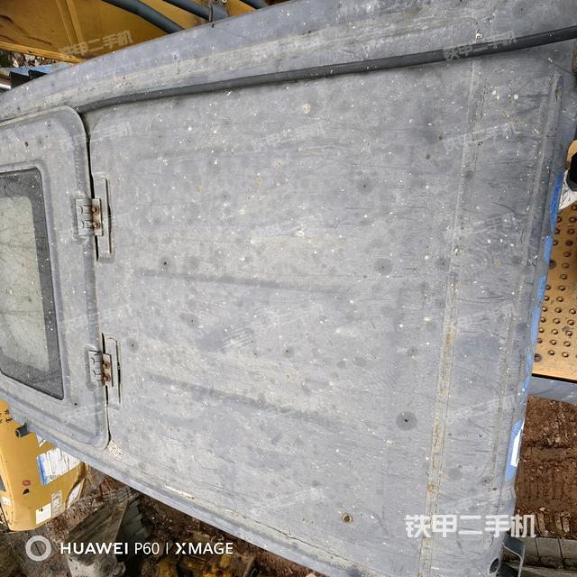 駕駛室頂部俯視（上車部件）