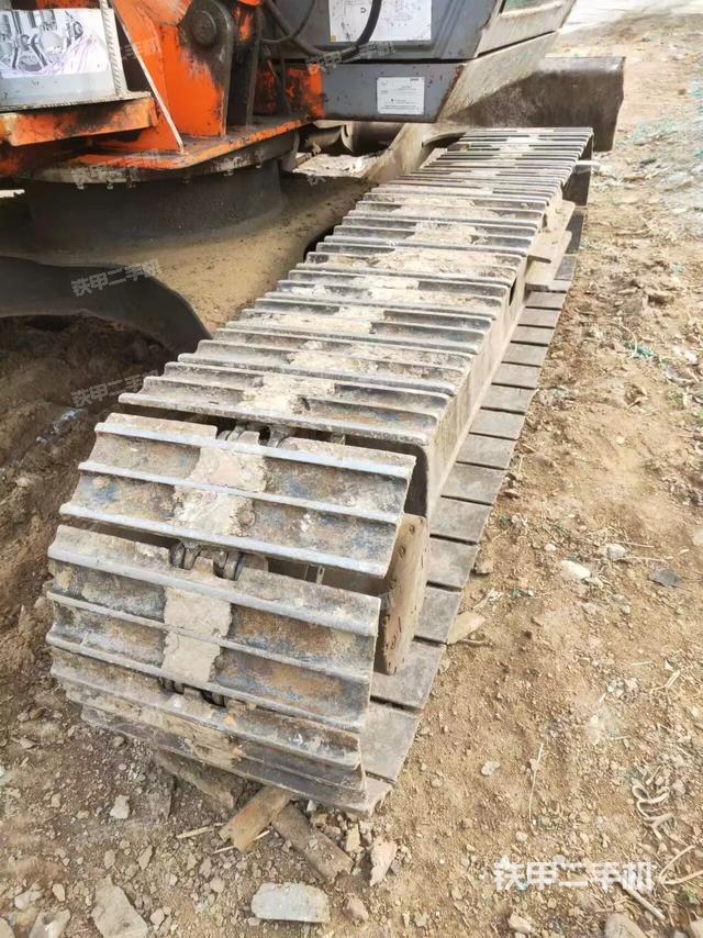 单侧履带整体（整机外观）