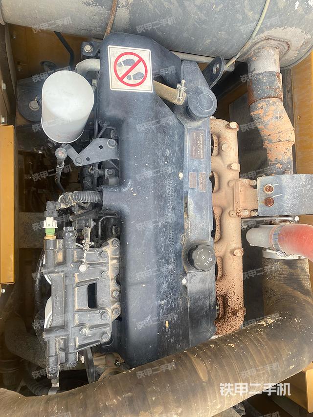 发动机整体俯视（整机外观）