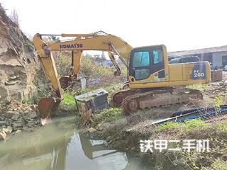 淄博小松PC200-8挖掘机实拍图片
