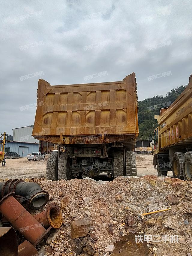 整机右后45°（设备外观及核心部件）