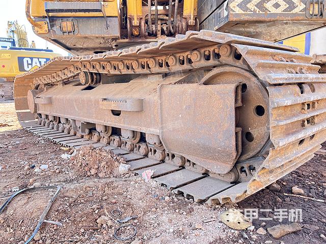 单侧履带整体（整机外观）