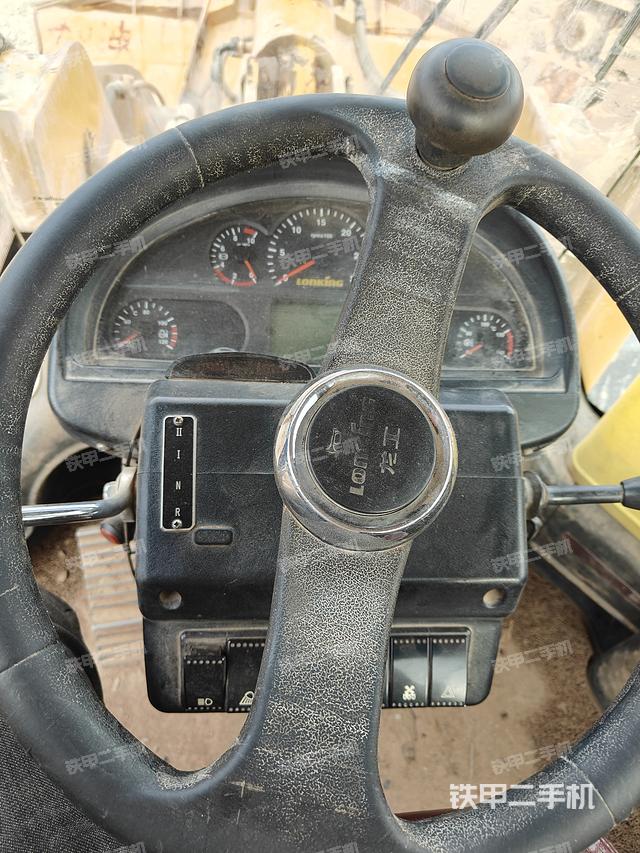 驾驶室操作台（整机外观及大件）