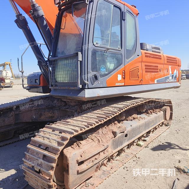 斗山DX380LC-9C挖掘机