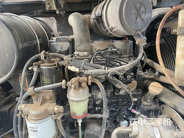 发动机整体俯视（整机外观）