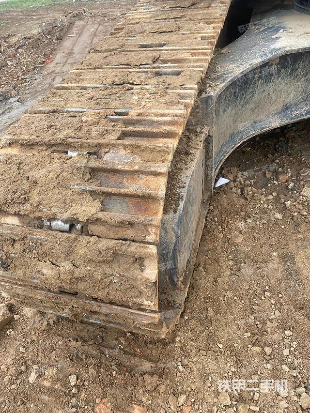 单侧履带整体（整机外观）