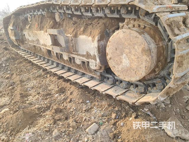 单侧履带整体（整机外观）