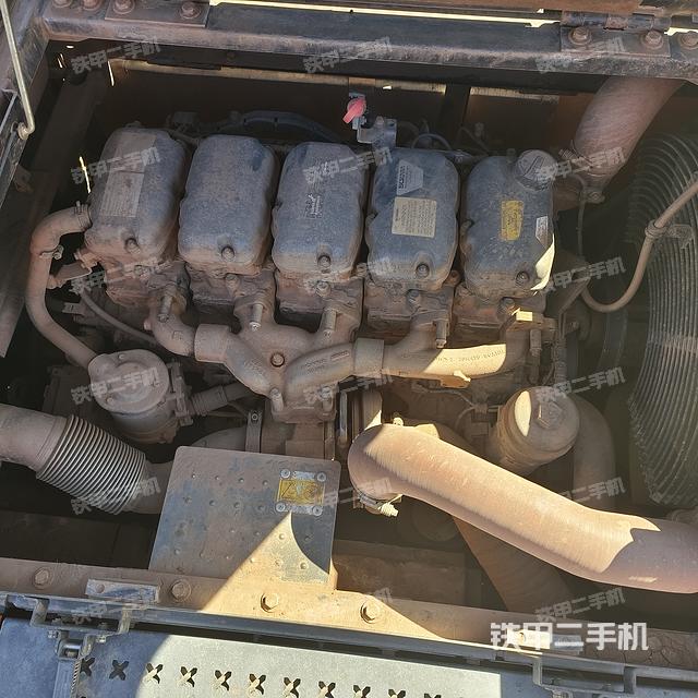 发动机整体俯视（整机外观）