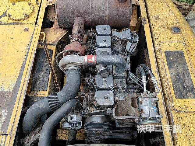 发动机整体俯视（整机外观）