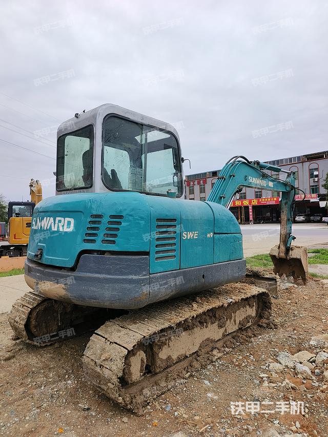 整机右后45°（整机外观）