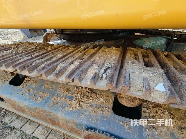 单侧履带整体（整机外观）