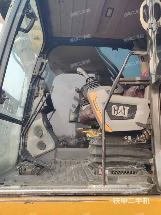 驾驶室整体（整机外观）