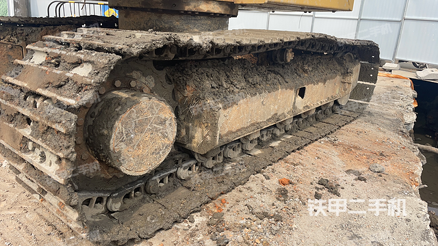 单侧履带整体（整机外观）