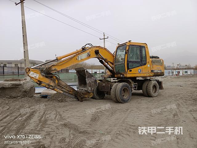 现代R110-7挖掘机