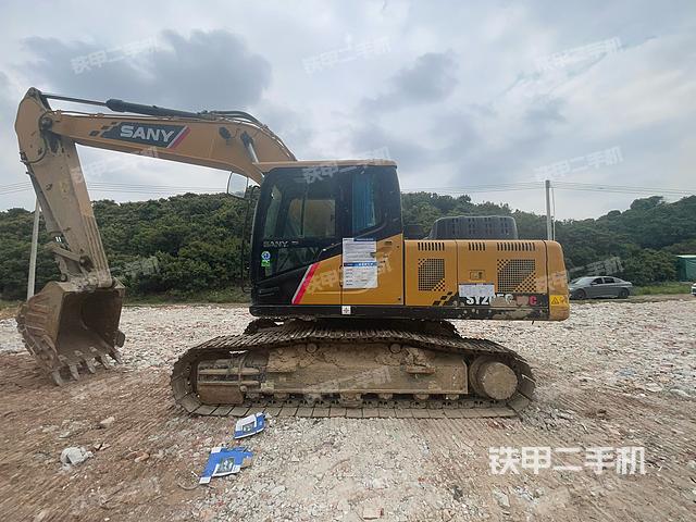 驾驶室顶部（整机外观）