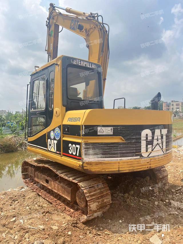 单侧履带整体（整机外观）