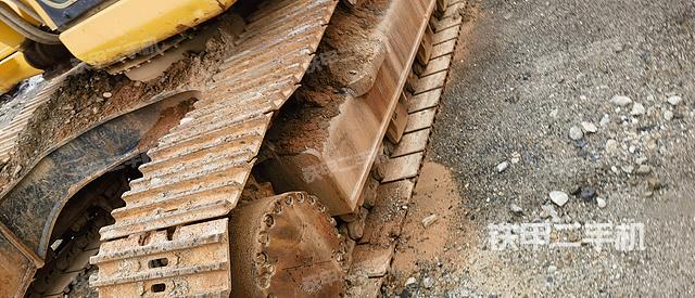 单侧履带整体（整机外观）