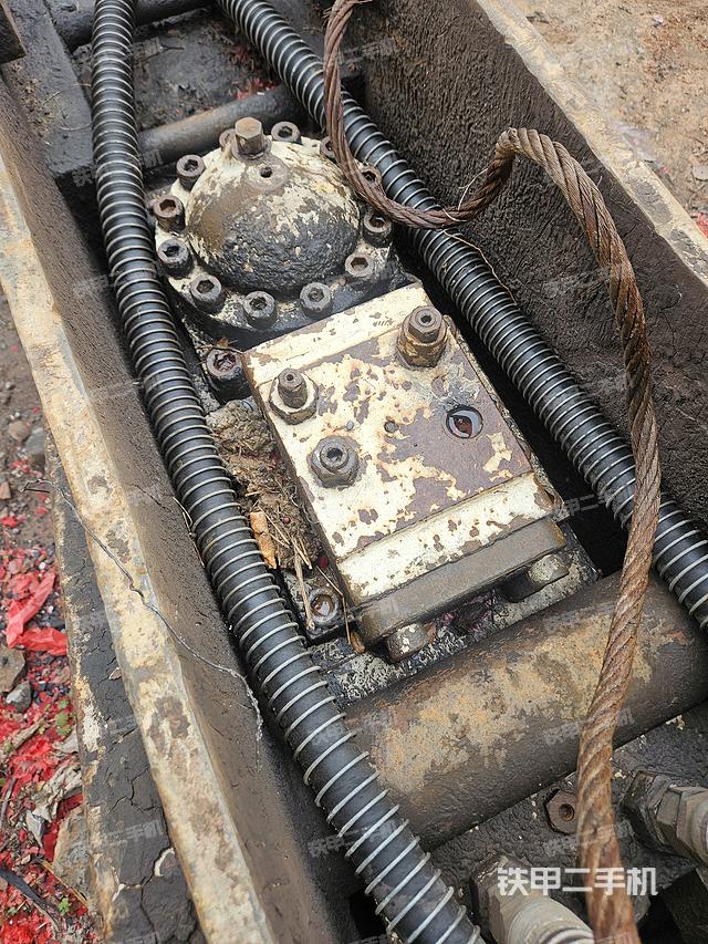 整机右后45°（设备外观及核心部件）