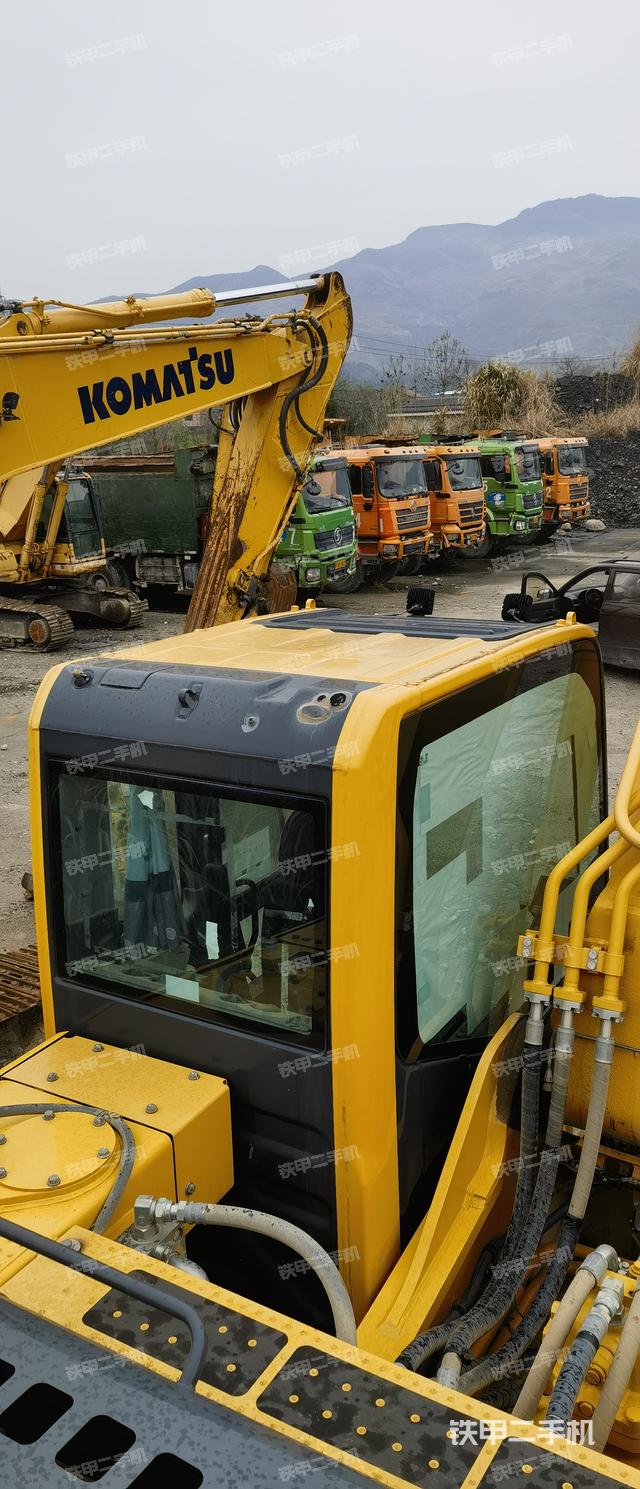 驾驶室顶部（整机外观）