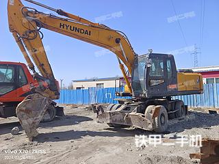 新疆-巴音郭楞蒙古自治州二手现代R210W-7挖掘机实拍照片