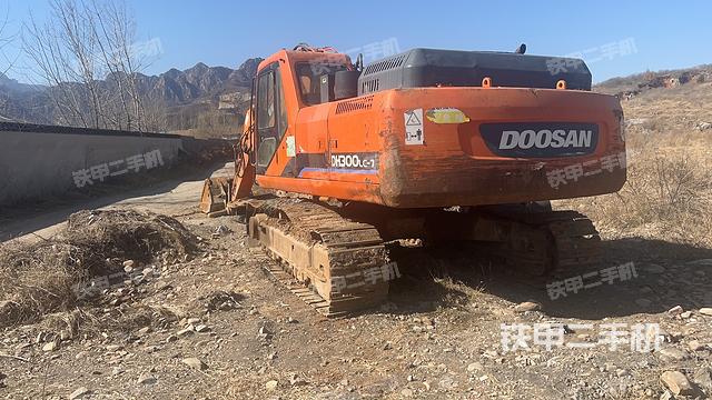 整机右后45°（整机外观）