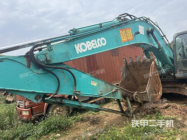 神钢SK250LC-8挖掘机