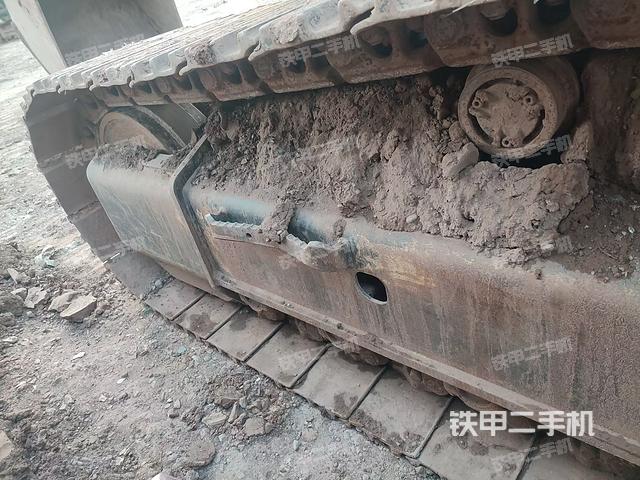 单侧履带整体（整机外观）