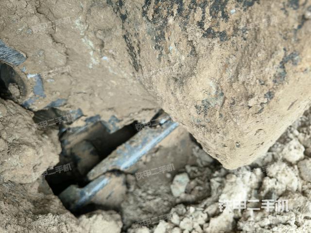 右侧履带整体（行走机构）