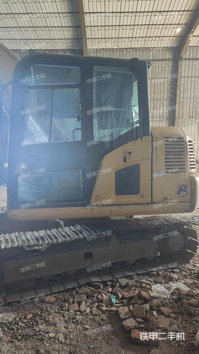 驾驶室整体（整机外观）