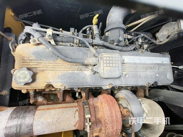 发动机室（上车部件）