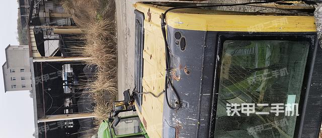 驾驶室顶部（整机外观）