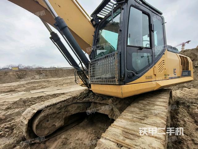 柳工CLG939E挖掘机