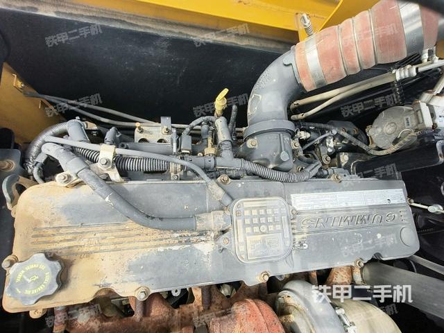 气门室盖螺丝特写（上车部件）