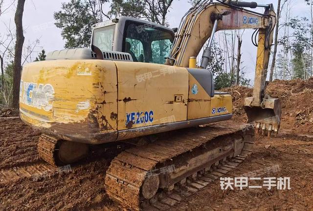 驾驶室整体（整机外观）