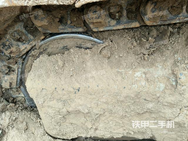 右侧行走马达盖板（行走机构）